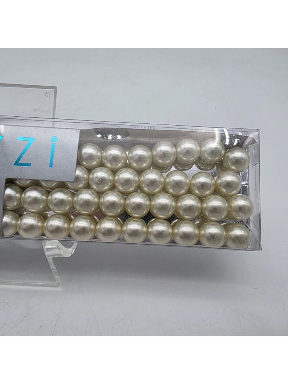 Crystazzi 10mm Round Pearl Beads Ecru 72 Pieces - Picture 3 of 4